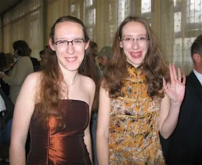 Feas por fuera, pero lindas por dentro. Espero...jaja