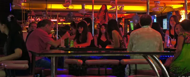 La walking street de Pattaya, Tailandia