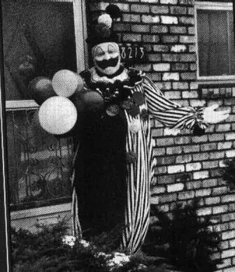 Pogo, el payaso asesino, personaje de temas de los redondos