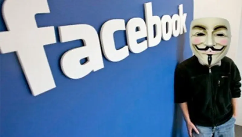 Anonymous amenaza con atacar a Facebook y a Zynga