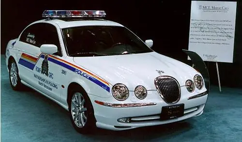 -.Patrulleros tuneados y autos exoticos de policia.-