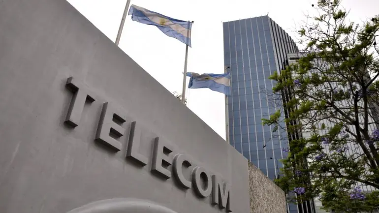 Telecom Italia aceptó la oferta del empresario David Martí