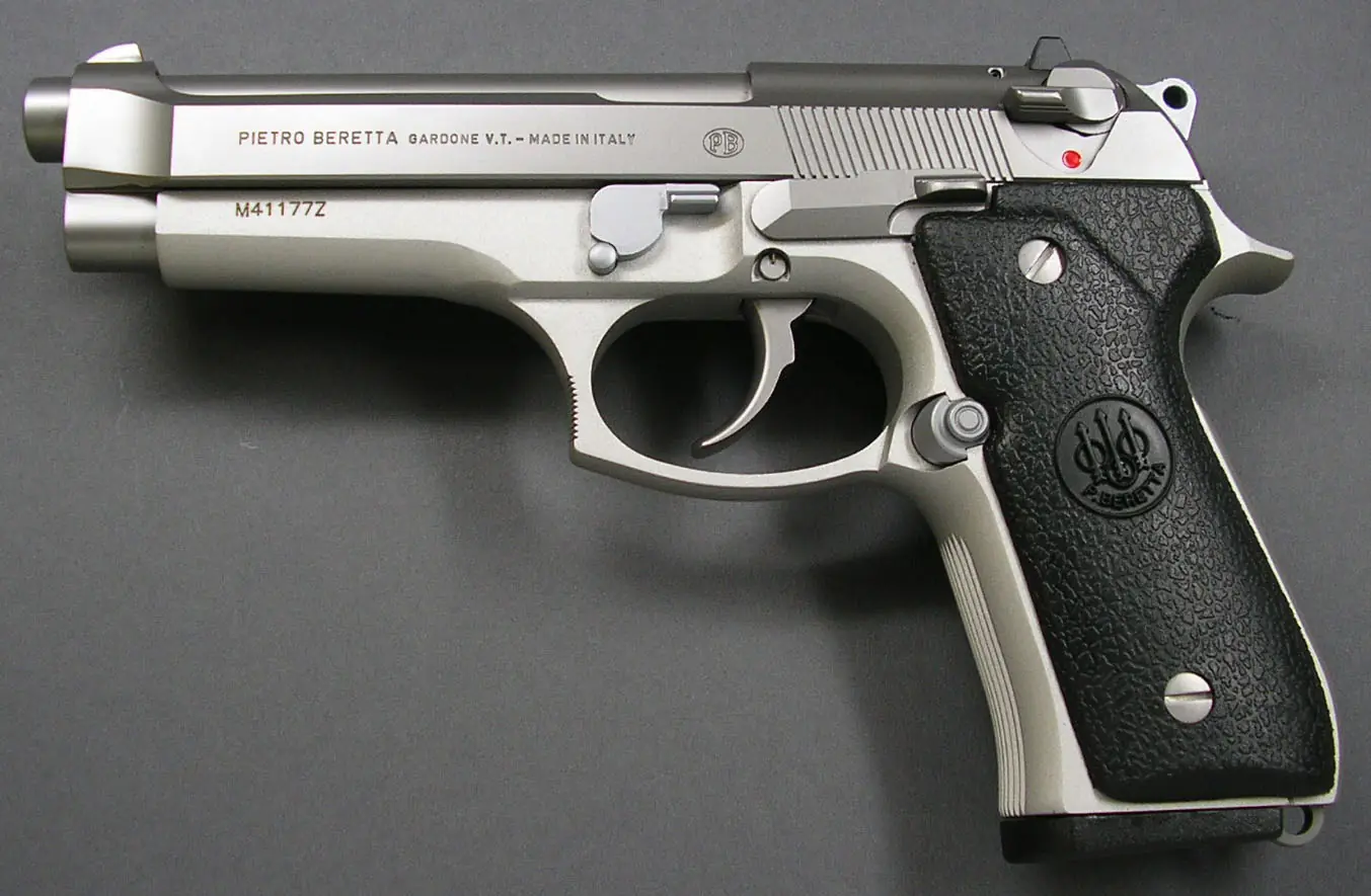 La Grandiosa Pistola Beretta 92.