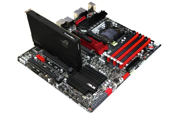 Asus ROG Vulcan ANC headset y Asus ROG ThunderBolt