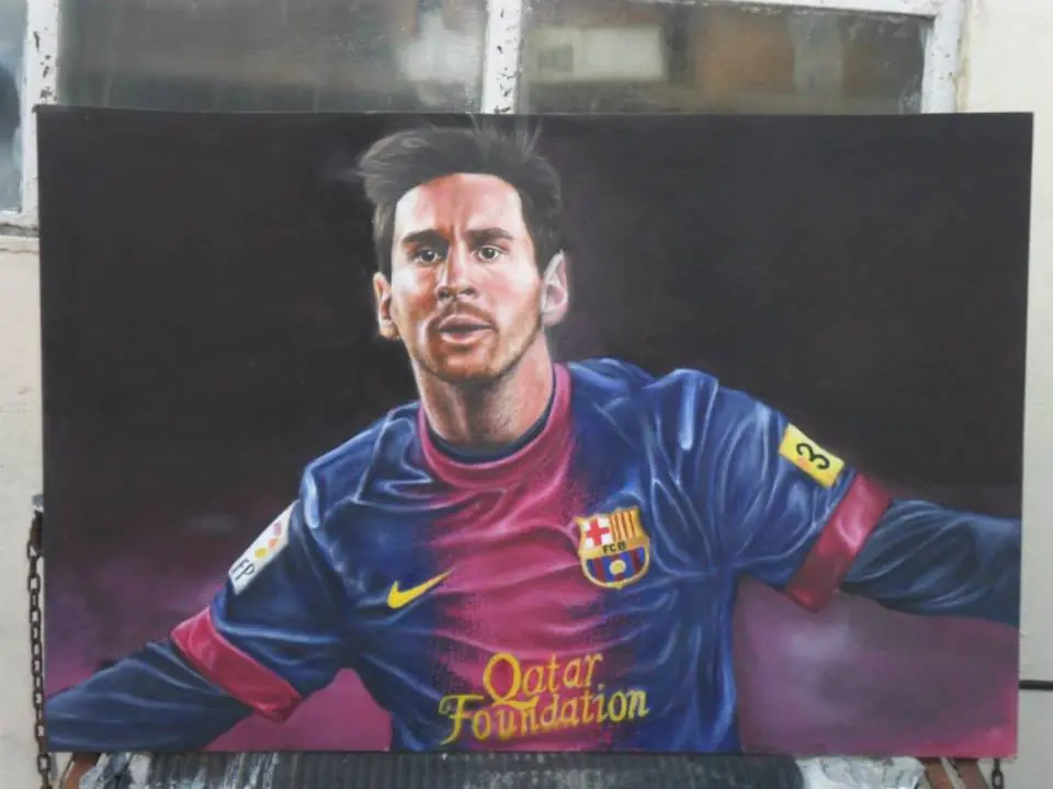 Messi quedó... pintado.