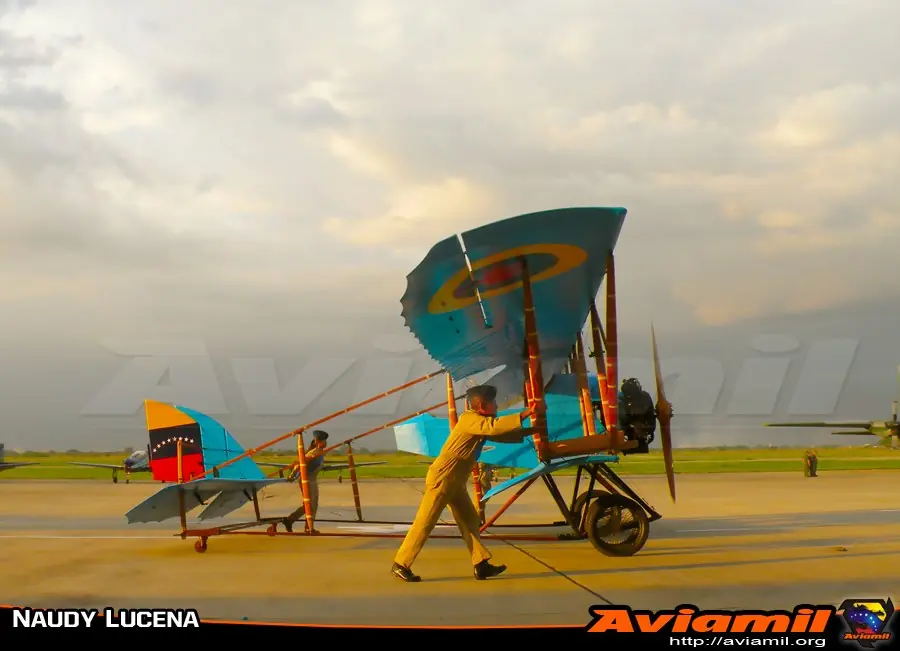 Historia de la Aviacion Venezolana