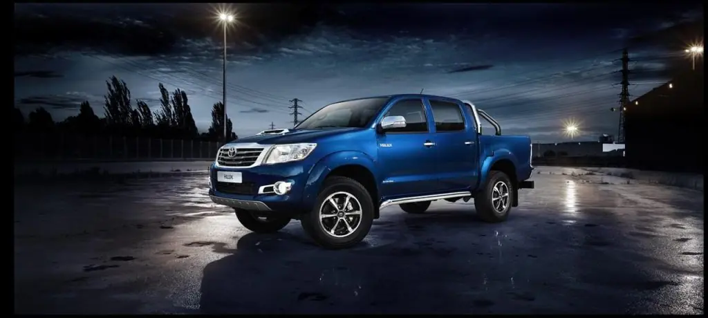 Toyota Hilux Invincible, un toque elegante