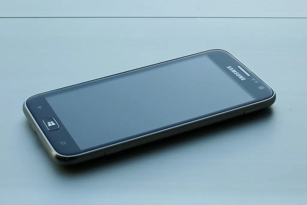 Samsung ATIV S enarbola la bandera Windows Phone 8