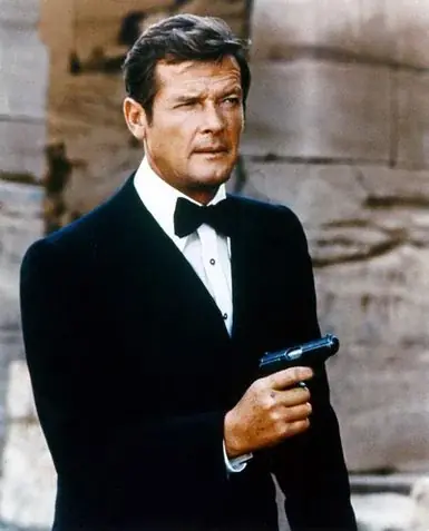 Super Critica al actual 007James Bond [Actualizado 10-11-12]
