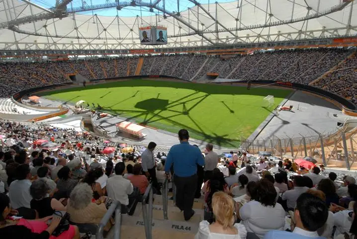 Testigos de Jehová en el Estadio Ciudad de La Plata