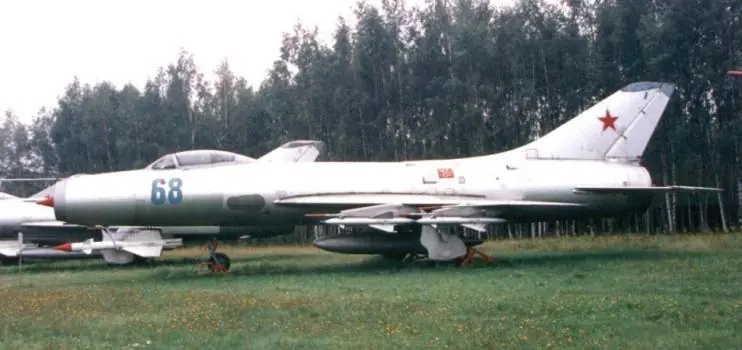sukhoi su-9 y su-11 - interceptores soviéticos