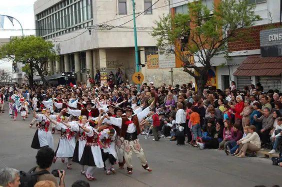 fiesta provincial del inmigrante berisso 2010