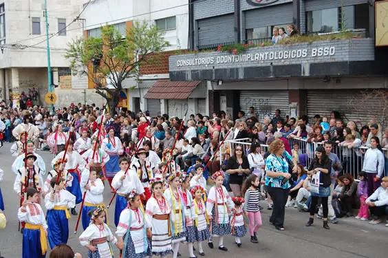 fiesta provincial del inmigrante berisso 2010