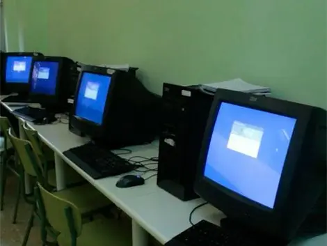 Con energía solar, 110 escuelas rurales tendrán Internet