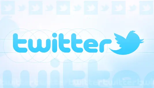 Youtube , Twitter y Facebook !