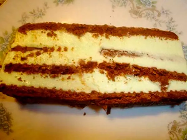 Torta de chocolinas con mousse de menta