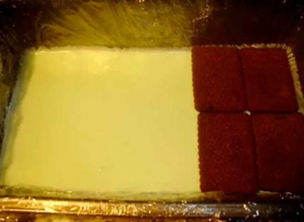 Torta de chocolinas con mousse de menta