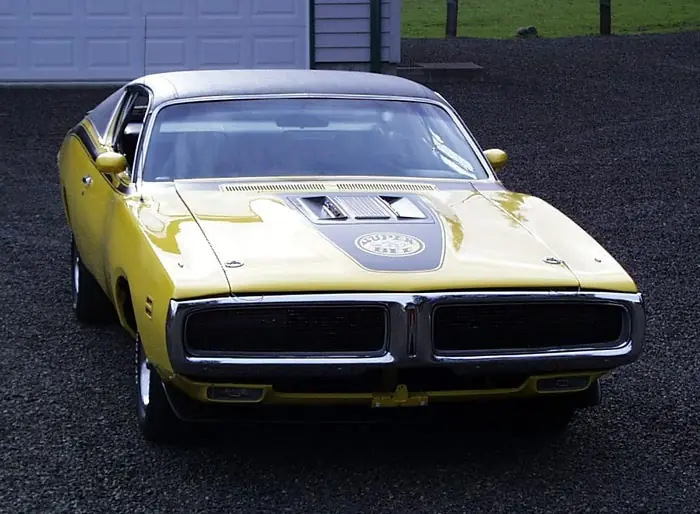 La historia del dodge charger