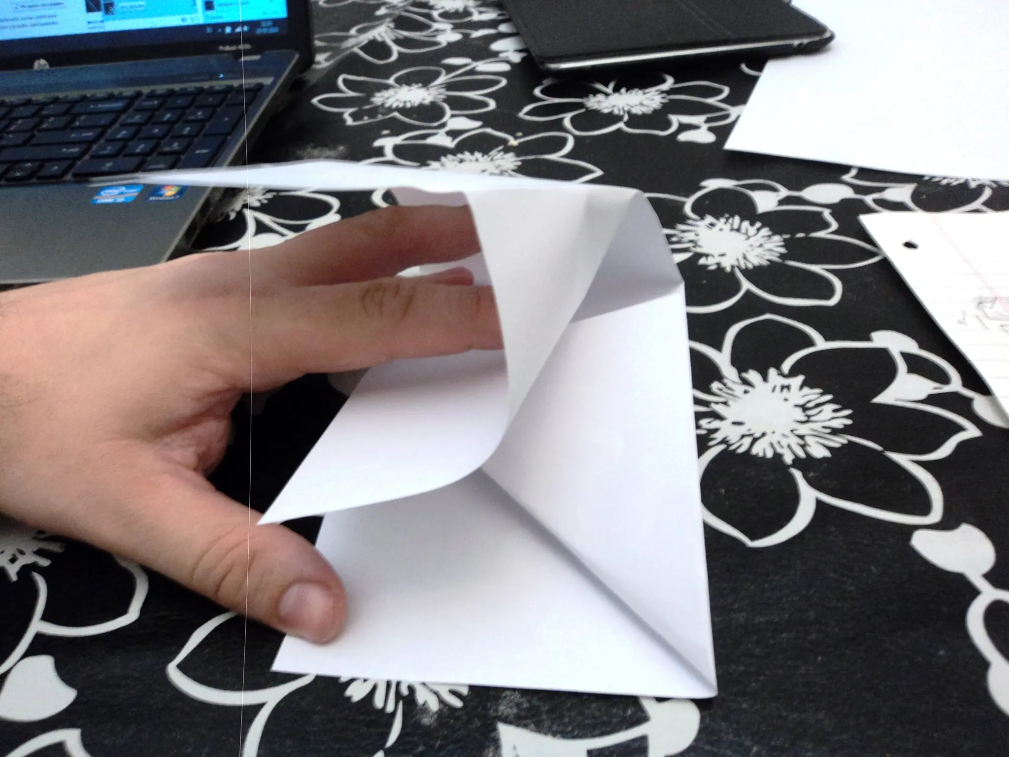 Tutotial :Como Hacer T Rex de Papel (Origami )