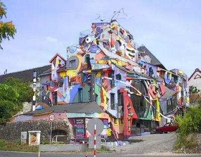 Las Casa Mas Lokas Y Raras Del Mundo