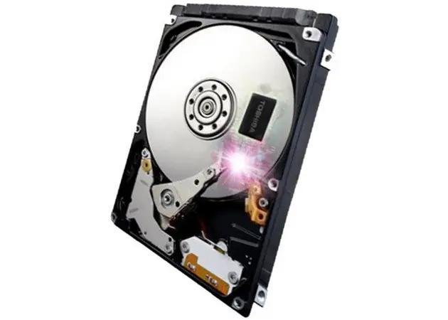 Toshiba anuncia SSHD de 7 mm