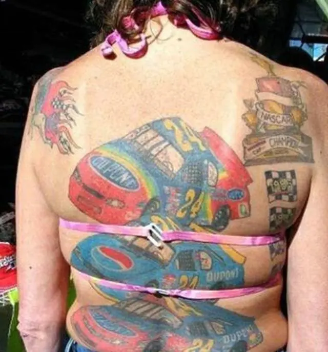 Fail en tatuajes, buenisimo