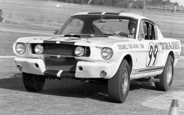 Carroll Shelby, un tipo común