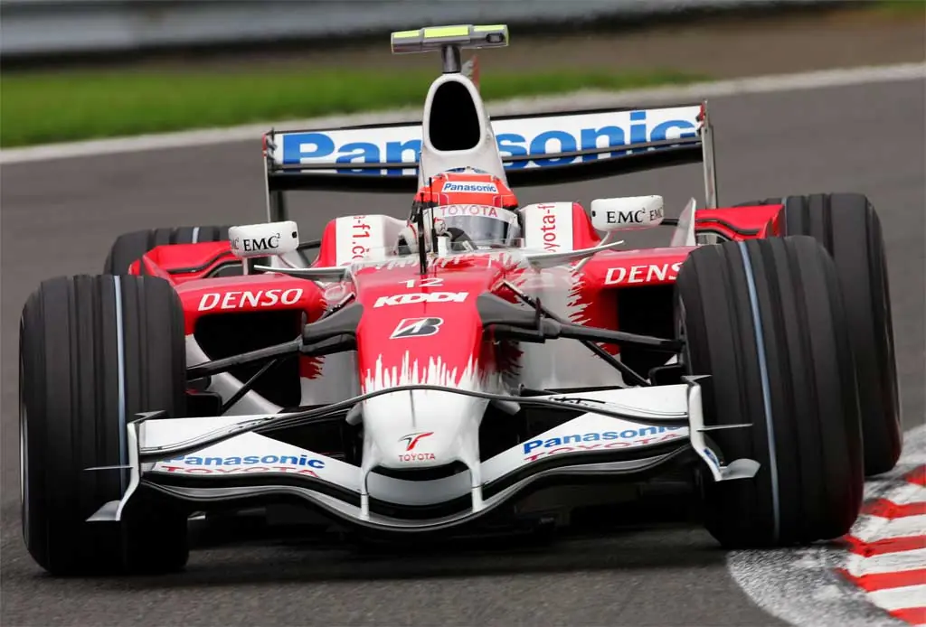 Coches de competición más bellos de la historia: Toyota