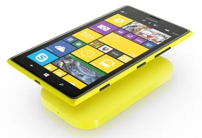 Nokia reveló que el Lumia 1520 está fabricado con CDs reci
