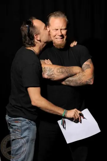 Metallica vs justin bieber (gayber)