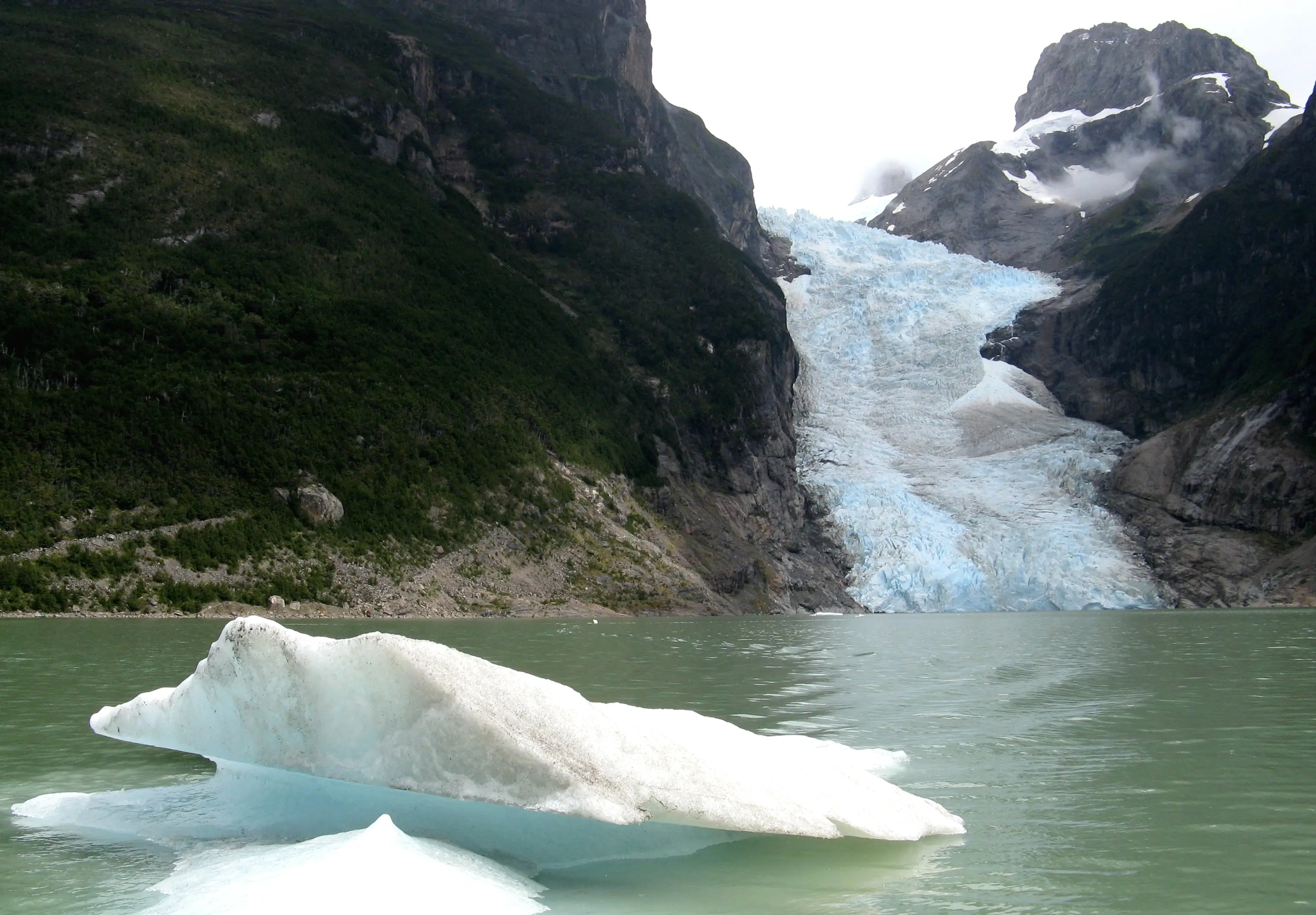A falta de hielo, me robo el Glaciar!!