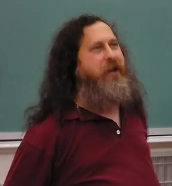 Stallman apoya a los estudiantes chilenos