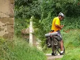 Anda 24 horas hacia atrás en bicicleta