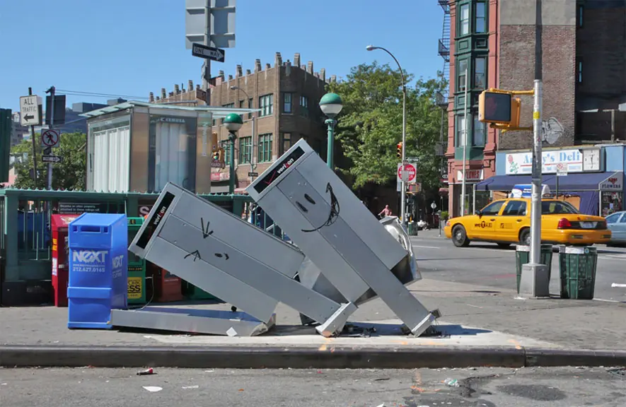 Las 50 mejores obras urbanas de Banksy