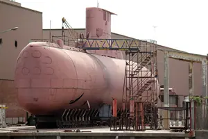 Sudáfrica evalúa reparar buques de su Armada en la Argenti
