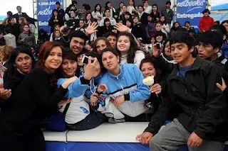 Cristina será premiada por aporte a la revolución digital