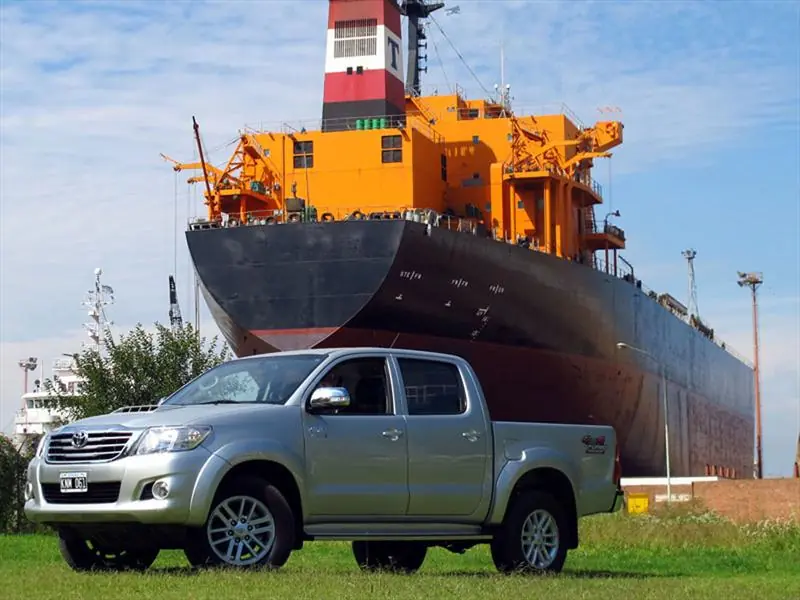 ¿Sabías que ya se vende la Toyota Hilux Nafta en Argentina