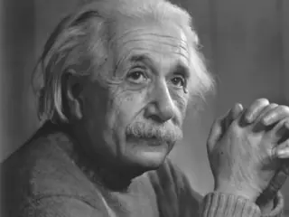 Cerebro de Albert Einstein era único en su tipo