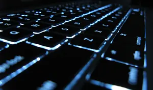 ¿Por qué usamos teclados QWERTY?