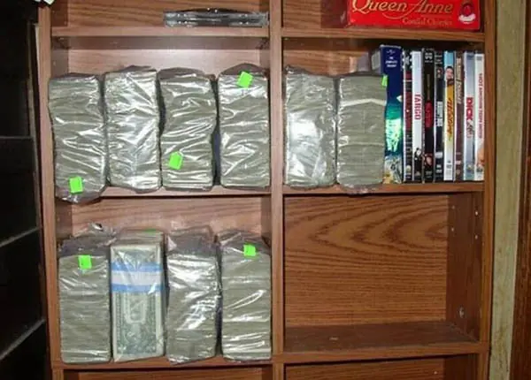 Donde Esconder un Millon de Dolares en Casa