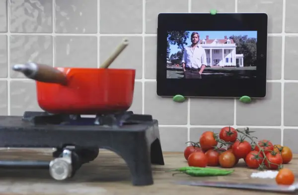 Construir un soporte para la tablet en la cocina