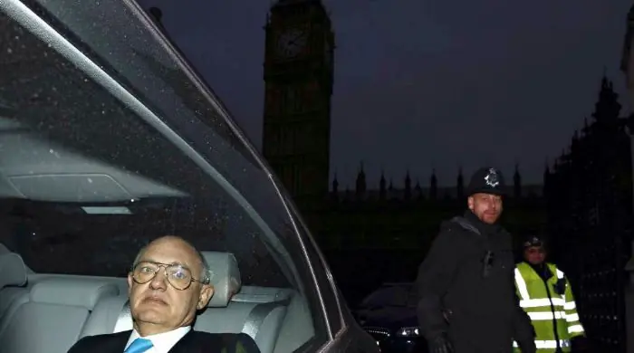 Malvinas: Timerman dice...