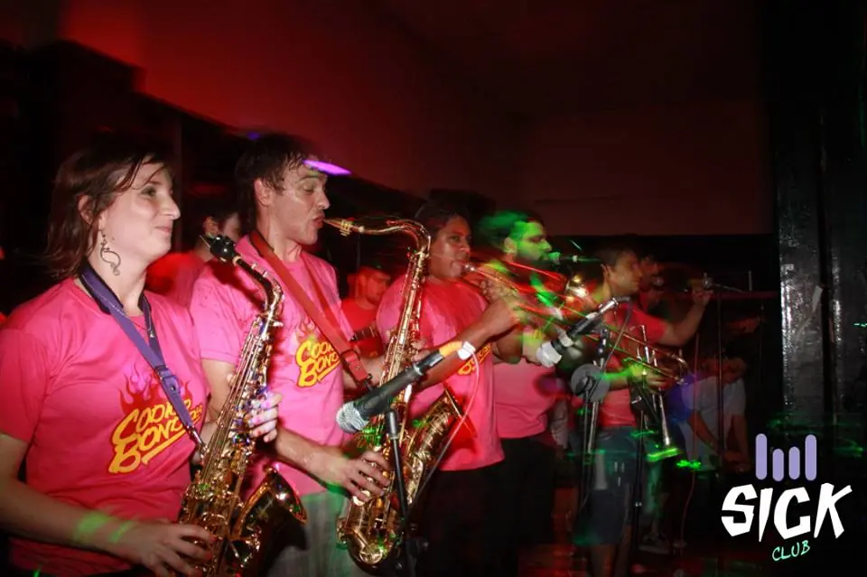 metaleros