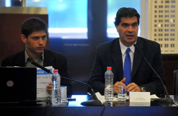 Junto a empresarios y sindicalistas, Capitanich y Kicillof