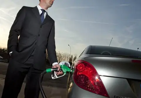 España: Conductores se van sin pagar combustible