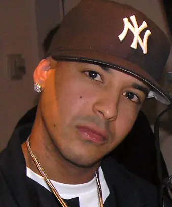 La Vida De Daddy Yankee Completa Y Sus Discografias