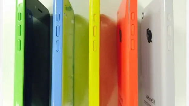 ioPhone 5, el clon del iPhone 5C