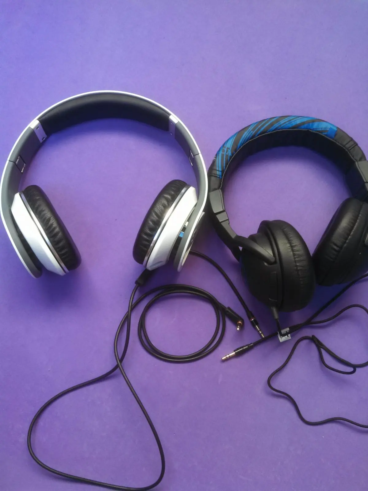 Beats Studio by Dr Dre Vs Skullcandy Hesh review(propio)