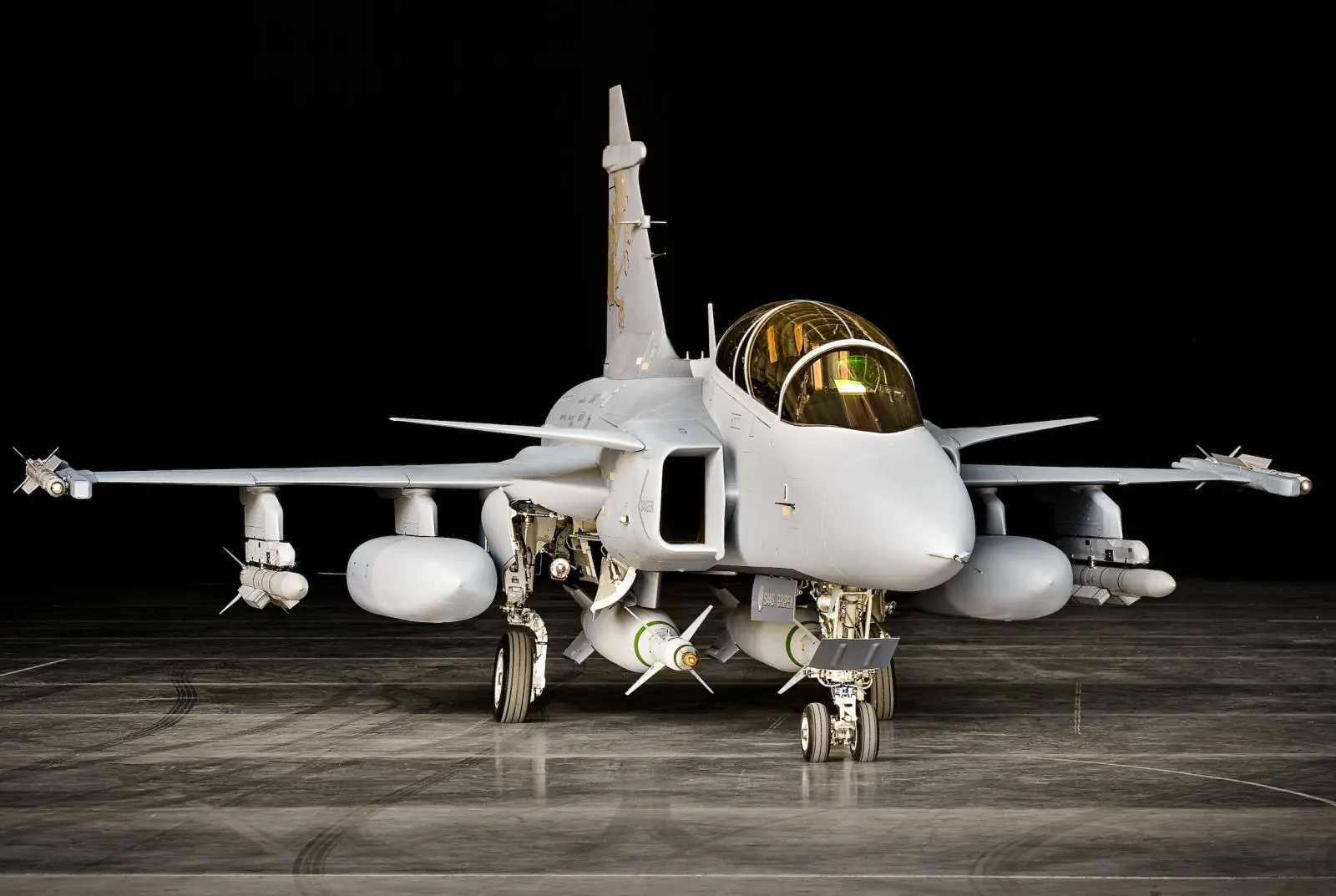 Brasil formará parte del desarrollo del caza Saab Gripen NG