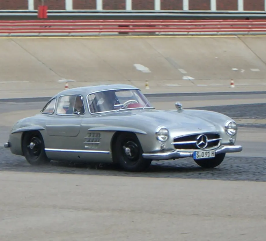 300 sl moderno